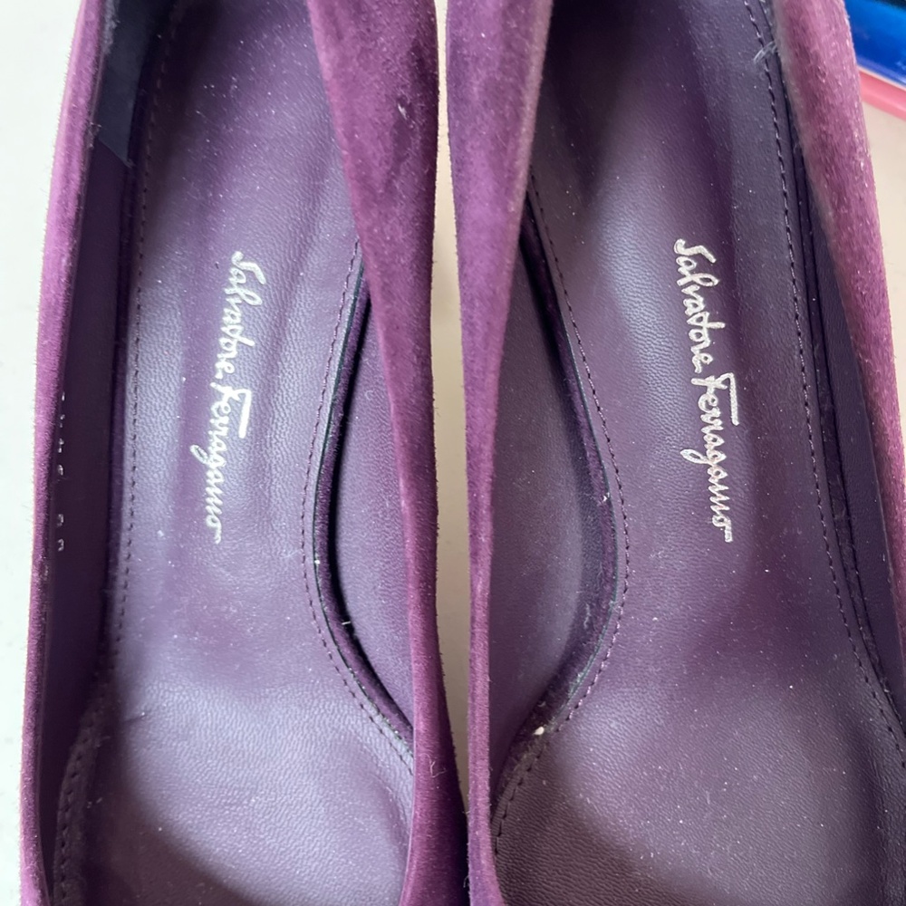 Salvatore Ferragamo Ortensia Purple Suede Refracted Heel - Picture 5 of 5
